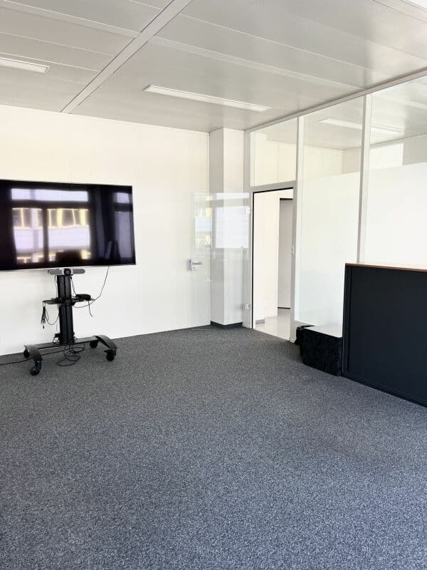 Büro an Industriestrasse 25, 8604 Volketswil