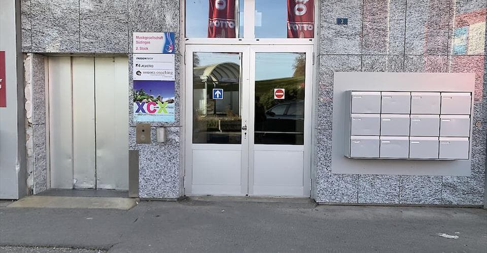 Gewerbe an Warpelstrasse 3, 3186 Düdingen