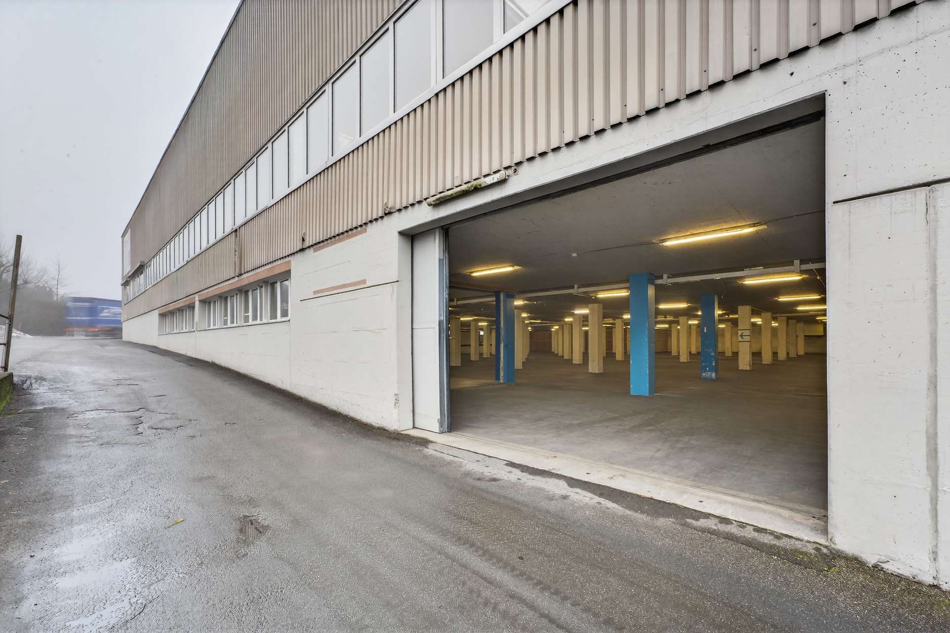 Gewerbe in 6331 Hünenberg, 2550m²