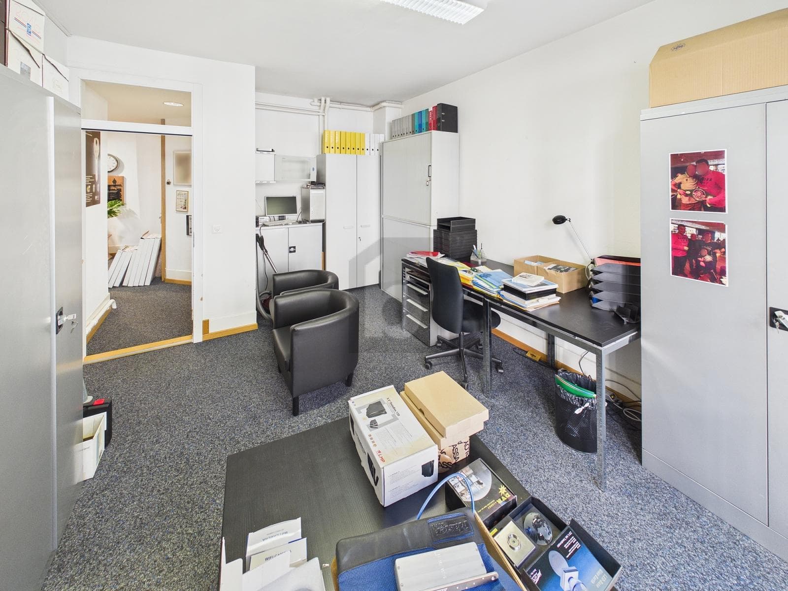 Office Auf Anfrage