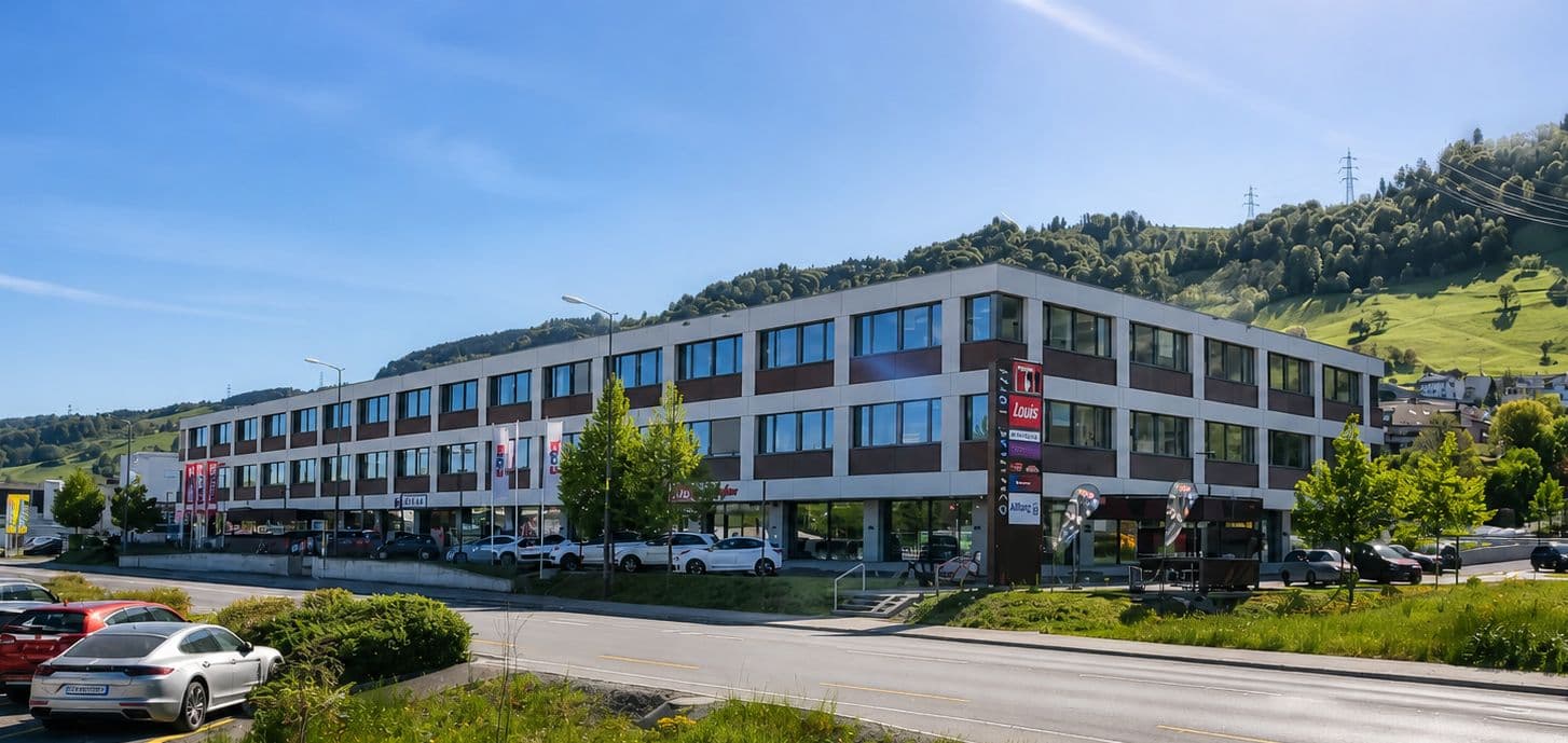 Gewerbe an Oberfeld 15, 6037 Root