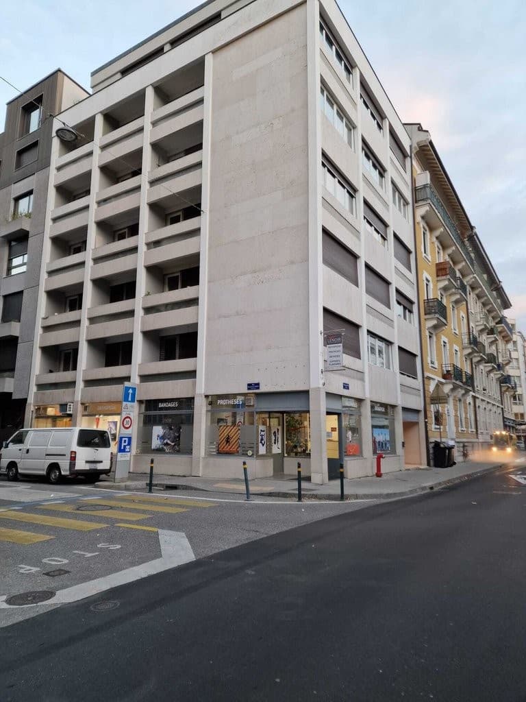 Gastronomie an Boulevard de la Cluse 35, 1205 Genf