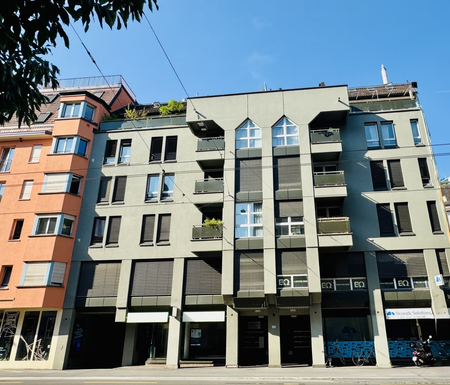 Ladenfläche an Badenerstrasse 255, 8003 Zürich