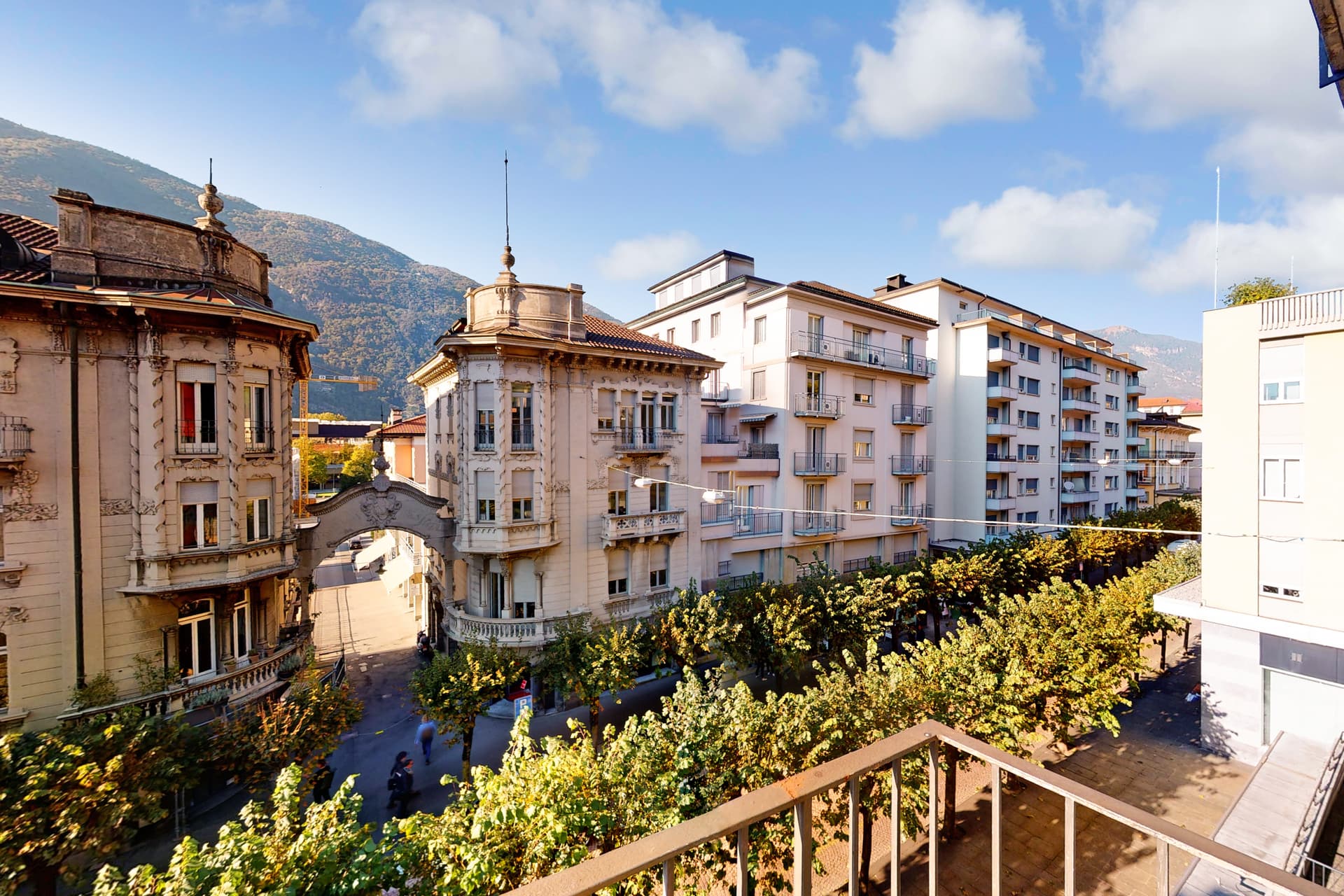 Gewerbe an Viale Stazione 30, 6500 Bellinzona