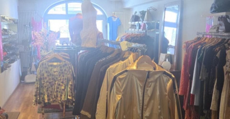 Gewerbe an Rue Ancienne , 1227 Carouge