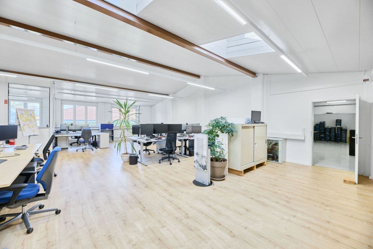 Bureau au Aeschwuhrstrasse 15, 4665 Oftringen