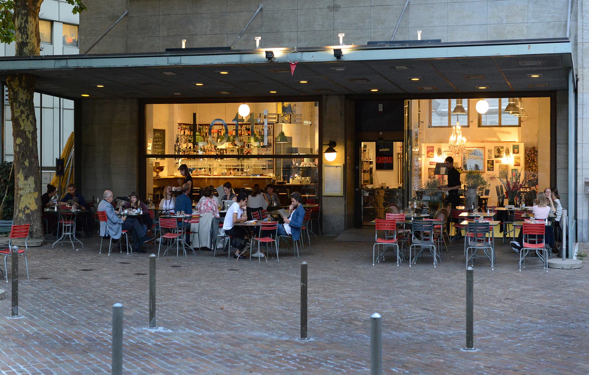 Hospitality at Werdmühleplatz 3, 8001 Zurich