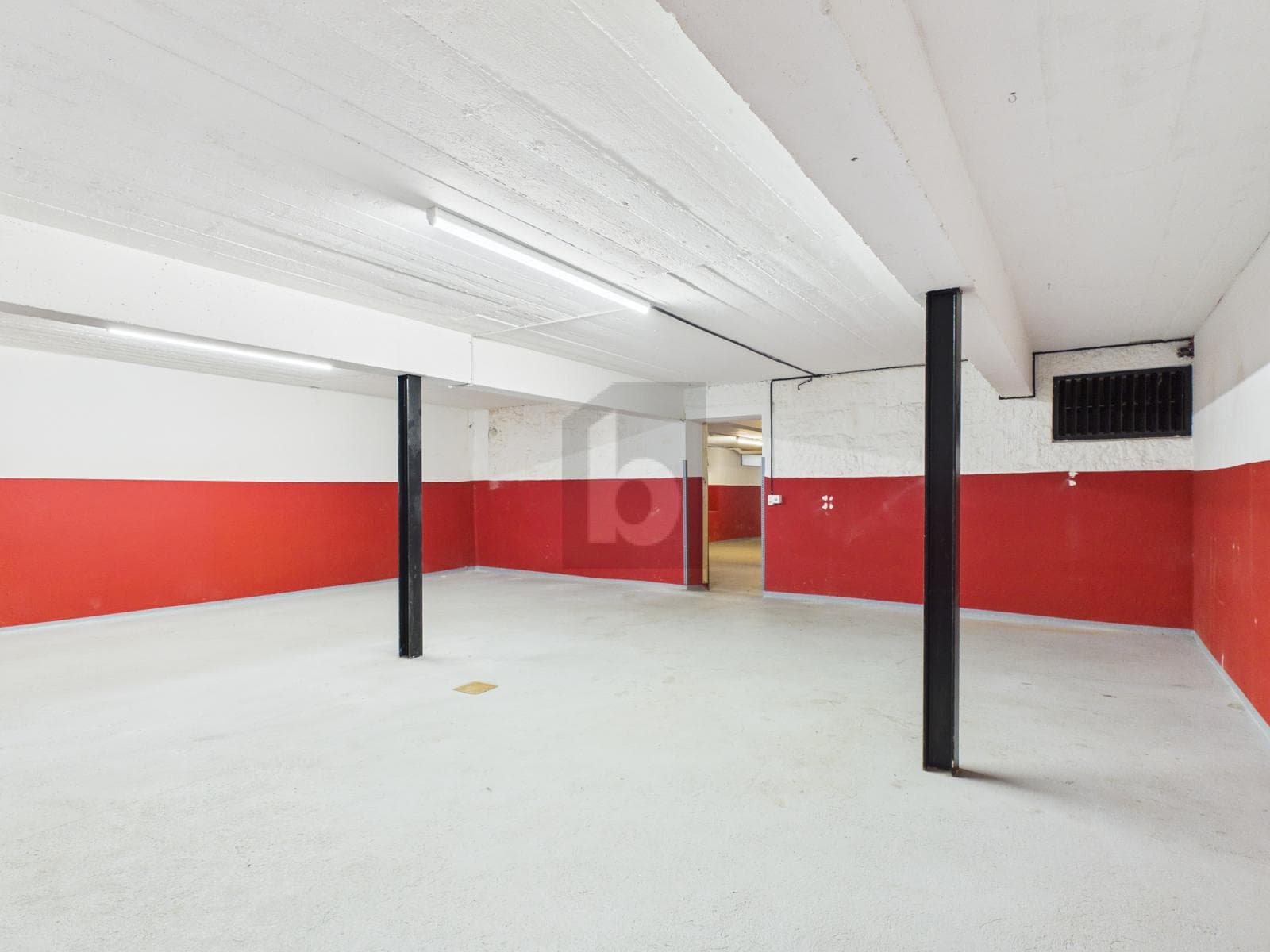 Storage room in 4562 Biberist, 199m²