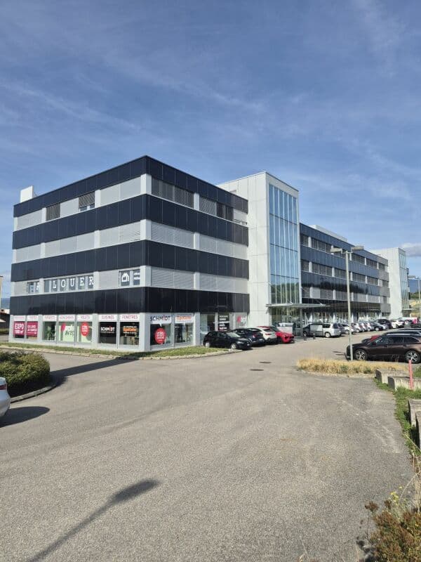 Office in 1163 Etoy, 1500m²