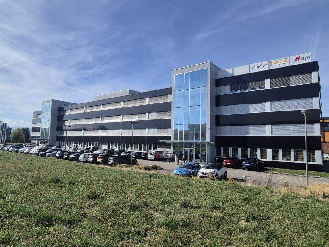 Office in 1163 Etoy, 750m²