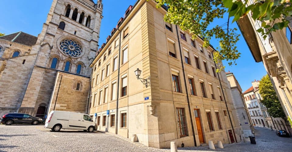 Büro an 1, rue du Cloître, 1204 Genf