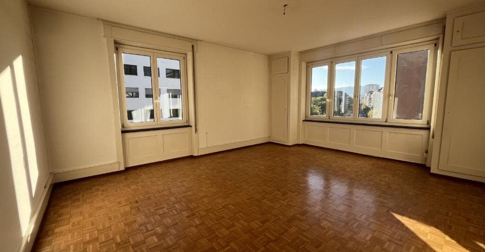 Gewerbe an BD PEROLLES 31, 1700 Freiburg