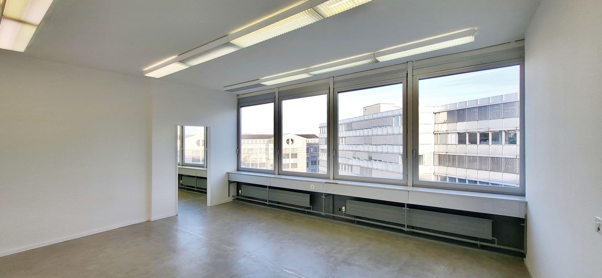 Europa-Strasse 23